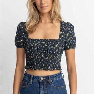 NWT Rhythm Fleur Floral Top